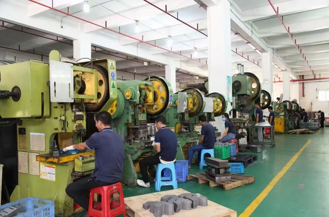 鵬豐精密-徽章拉伸模具